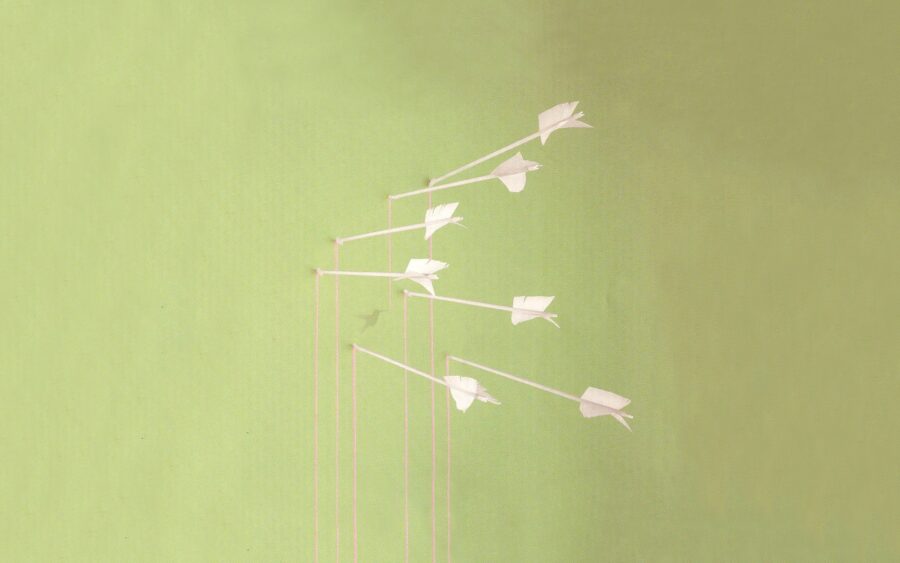 20 Years Later: Modest Mouse Breaks Beyond Cult Status With Accessible ‘Good News For People Who Love Bad News’