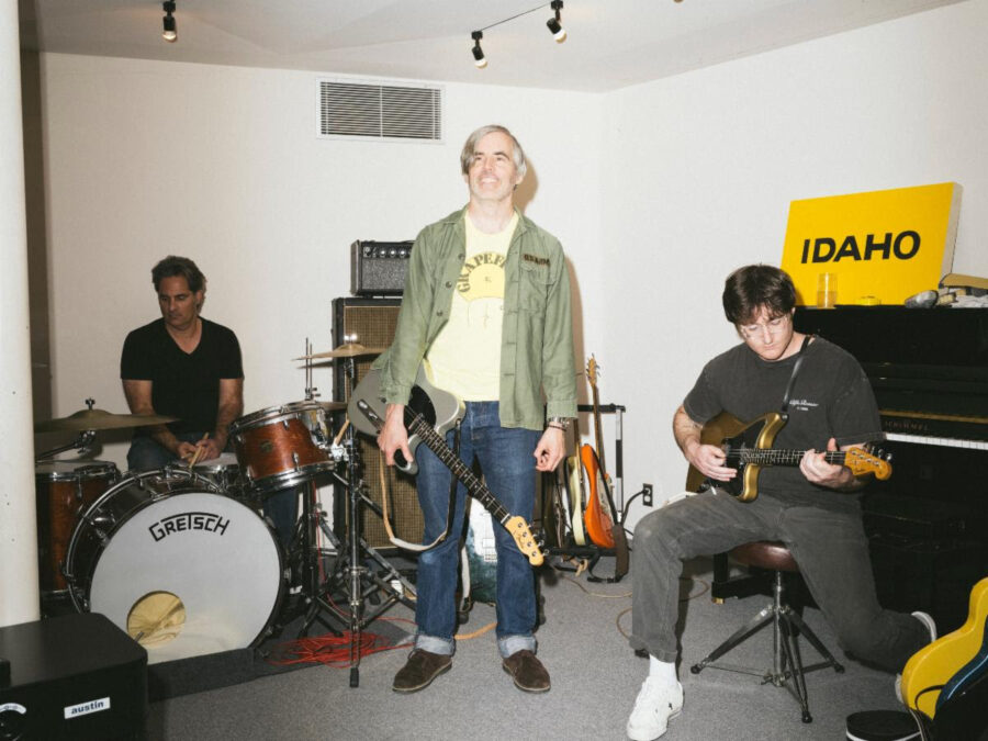 After 13 Years, IDAHO Returns With New Album ‘Lapse’ – Shares Swirling New Track “On Fire”