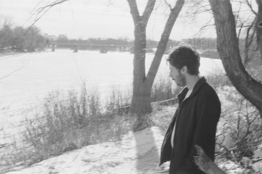 LISTEN: Sam Singer Offers Unique Throwback Melodic Delivery On “So, It Is”