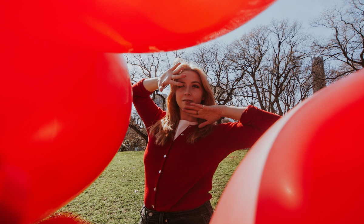 SONG PREMIERE: Kait Warner’s “Bowerbird” Shimmers with Art Pop Textures