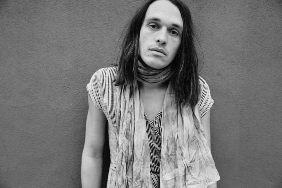 LISTEN: Slark Moan’s “Green Grass” Melts Buzzy Shoegaze With Guitar Prowess