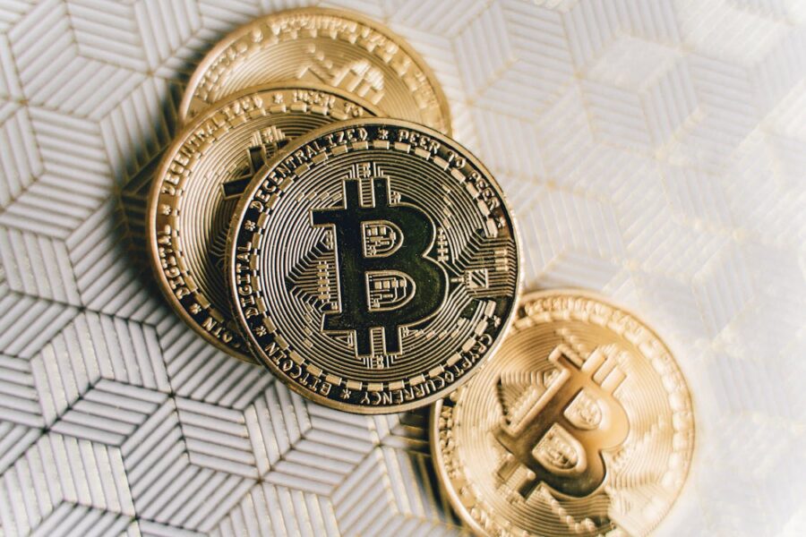 How Institutional Demand Is Changing the Way Retail Investors Buy Crypto