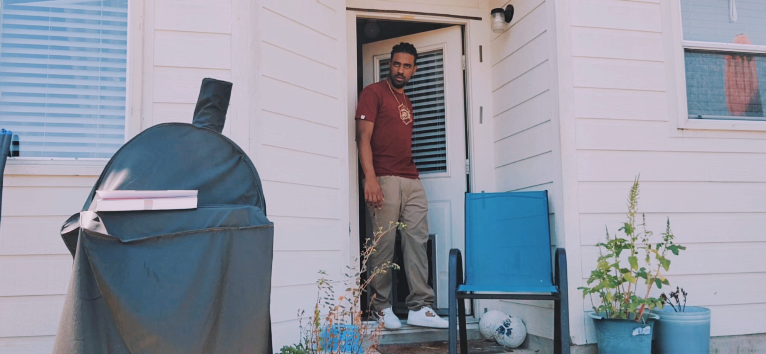 LISTEN: Chase Soundz Delivers Hypnotic Rhymes Over Subtle Jazz On “THE SUM”