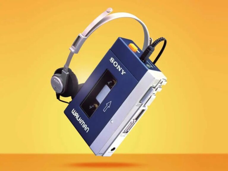 45 Years Ago Today – First Sony Walkman Is Released In Japan (Watch ...