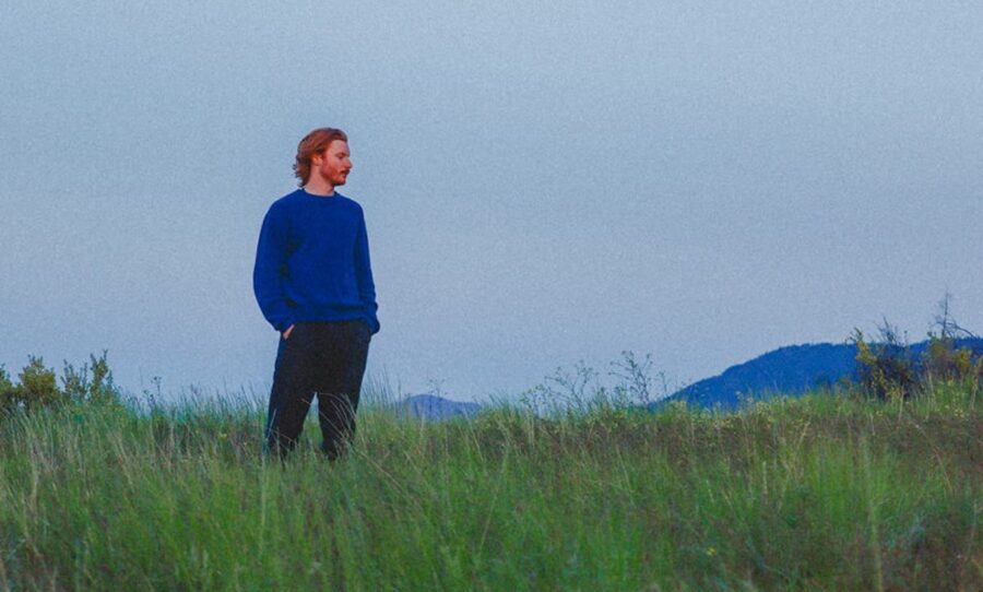 Manatee Commune (Grant Eadie) Blends House With Ambient On Textured ‘Simultaneity’ (ALBUM REVIEW)