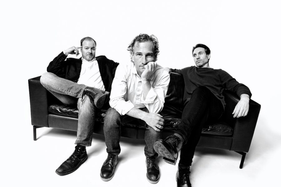 SONG PREMIERE: Recalculating Share Raging Post-punk Tune “Candide Says” Off Steve Albini-engineered LP ‘Do You Like To Laugh?’