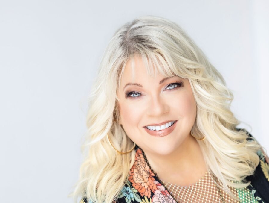 Sought-after Songwriter and Vocalist Pamela McNeill’s ‘Wave After Wave’ EP Reimagines Her Past, Present, And Future (ALBUM PREMIERE/INTERVIEW)