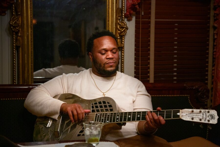 SONG PREMIERE: Jontavious Willis Drops Sinfully Sweet Jump Blues Number “A Lift Is All I Need”