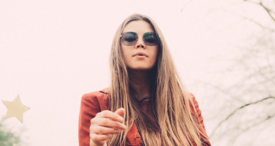 VIDEO PREMIERE: Kylie Fox Finds Enlightenment in Forgiveness with Soulful Americana-folk on  “Alberta”