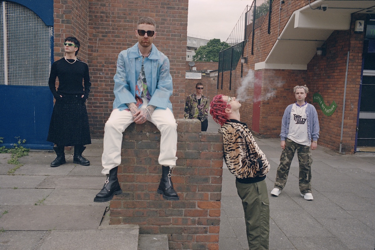 CAUSTIC COMMENTARY: Fontaines D.C., Andrew Combs, The Harlem Gospel Travelers, Gillian Welch & David Rawlings, Illuminati Hotties & More