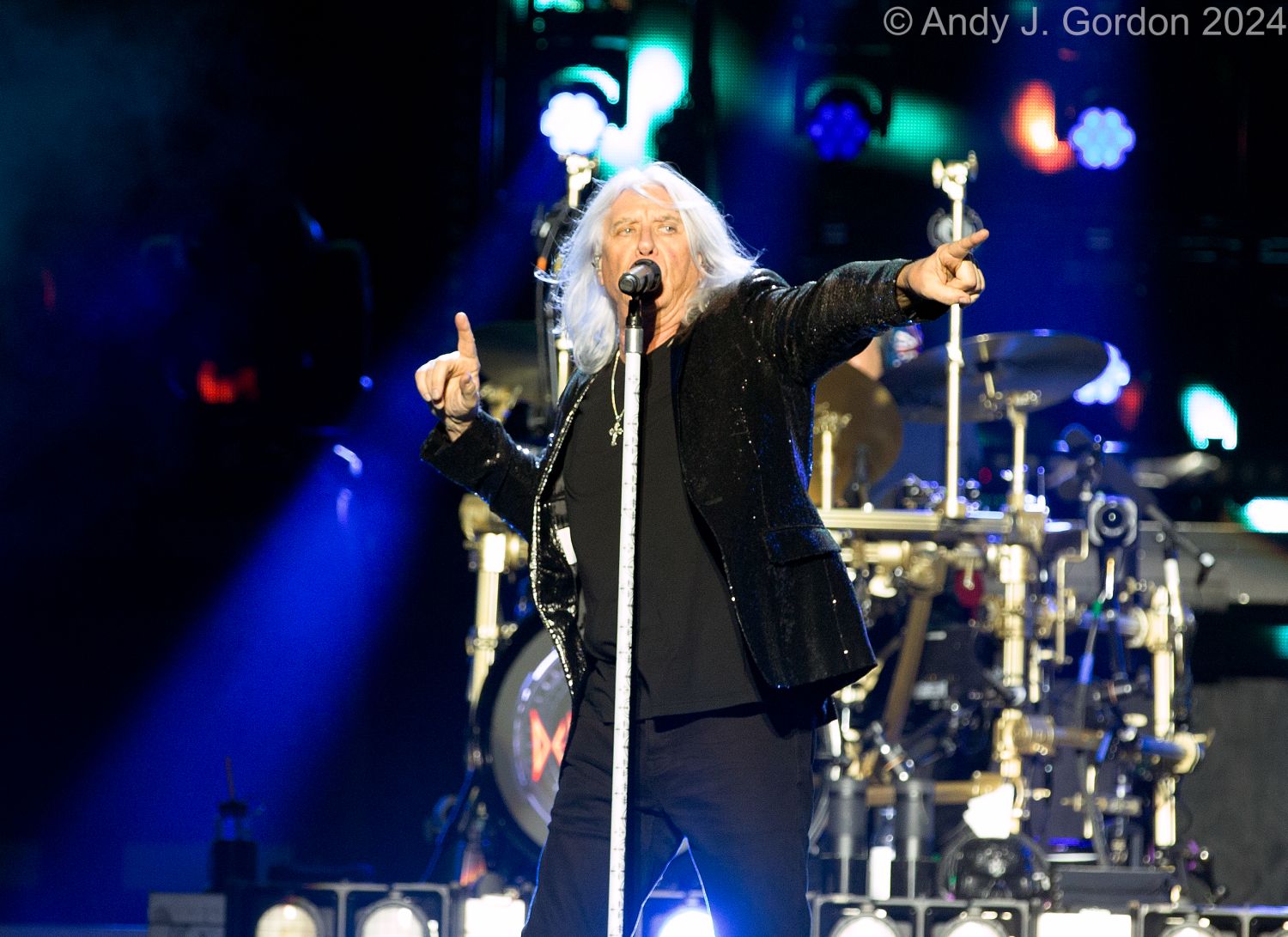 Def Leppard, Journey & Steve Miller Band Bring Hit Filled Rock Brigade To Inglewood’s SoFi Stadium (SHOW REVIEW/PHOTOS)