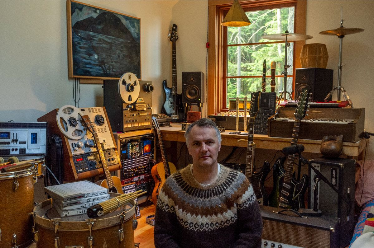 Mount Eerie Announces New Album, ‘Night Palace’ Out 11/1