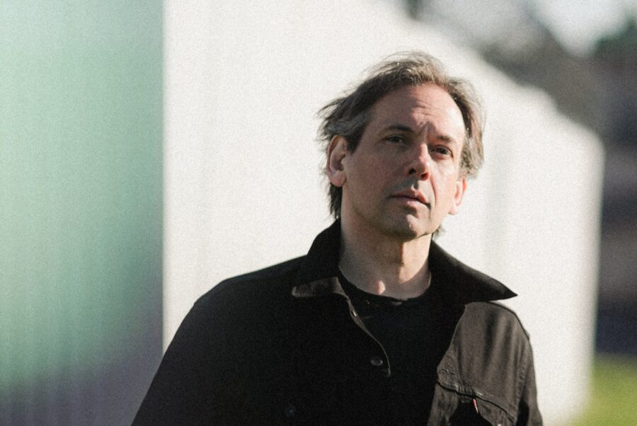 SONG PREMIERE: Steve Drizos Shares Sprawling Power Pop Tune “Treading Water”