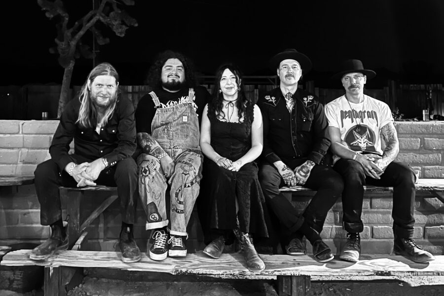 LISTEN: This Lonesome Paradise’s “Into the Ether” Is Psychadelic Country With Hypnotic Vocals