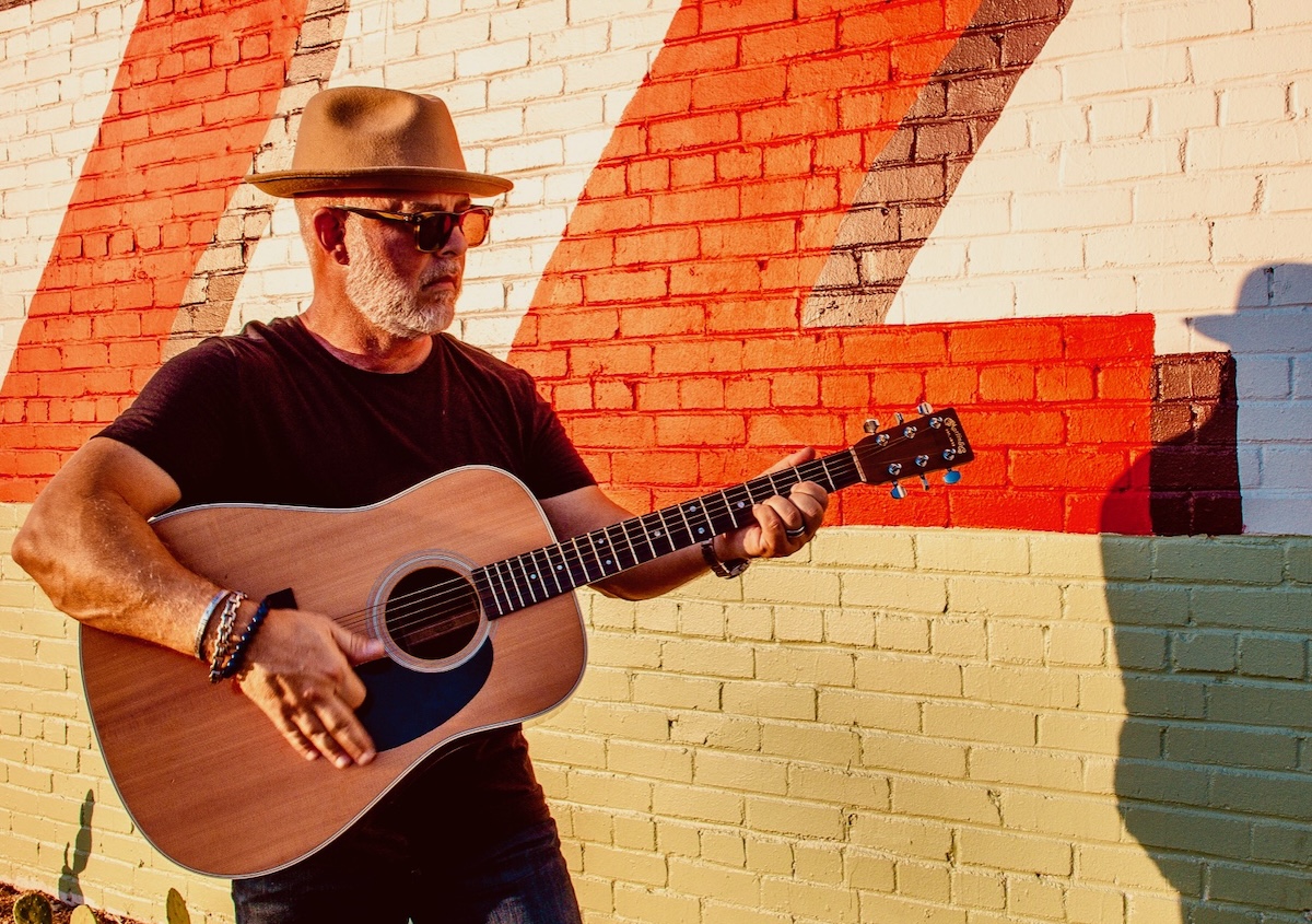 SONG PREMIERE: Jon22 Offers Dreamy Folk-rock Reflection on “Six Of Cups”
