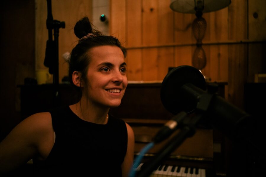 SONG PREMIERE: Lily Talmers Conjures an Ode to Persistence with Intimate, Worldly Folk on “I Missed You Today”