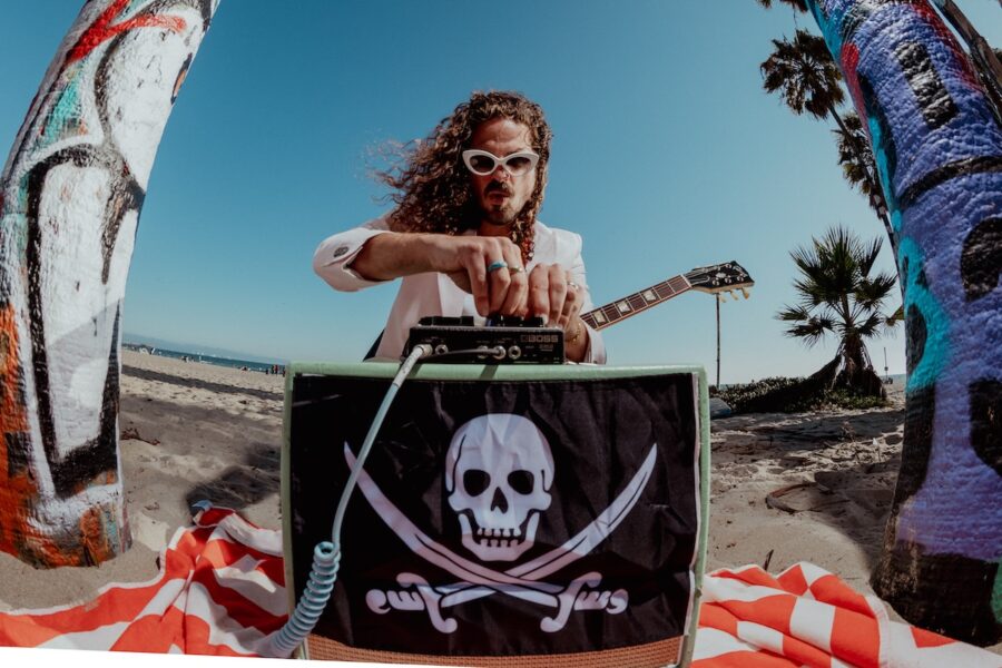 Movie Club’s Vince Cuneo Pursues Ambient Psych with Portraits of Pirates Side Project and New Album ‘Floating Gold’ (INTERVIEW)