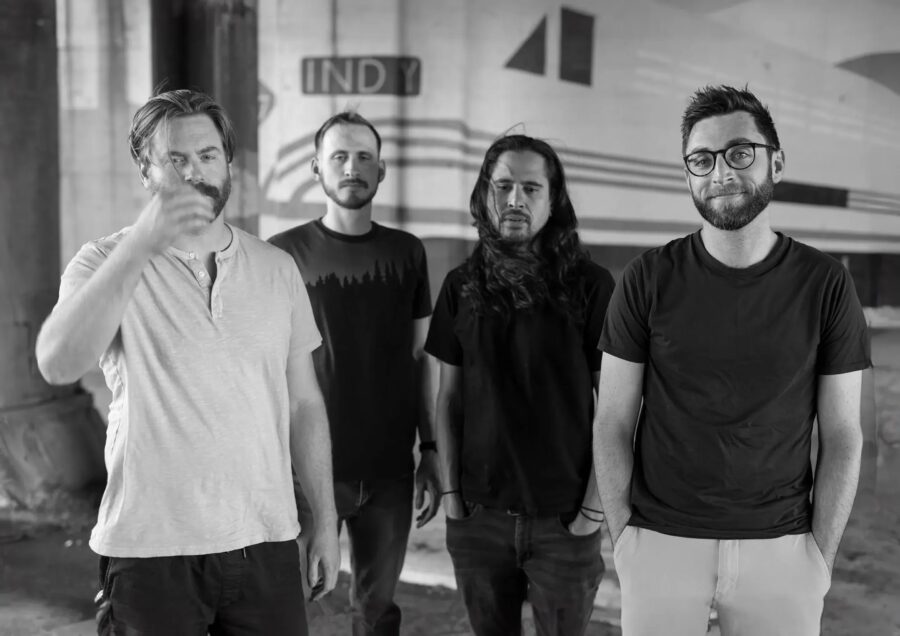 LISTEN: Bonnie Lola’s “Shoulder Tattoo” Fearlessly Ventures Into Heavy Yet Dancable Rock