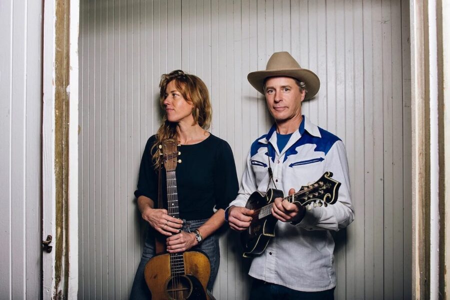 Caleb Klauder and Reeb Willms Offer Musical Balm For the Soul with Country-folk Sounds on ‘Gold in Your Pocket’ (ALBUM REVIEW)