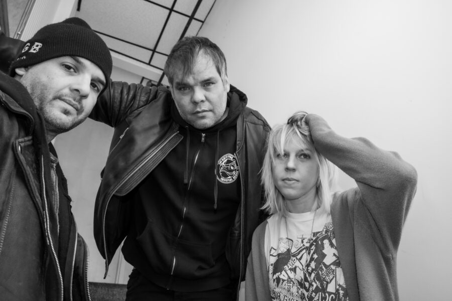 LISTEN: theWorst’s “Hackles” Brings Refreshing Melodies and Eerie Tones to Modern Punk