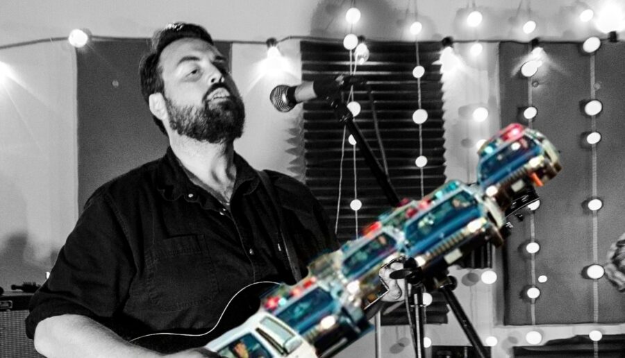 LISTEN: Ryan Christopher Parks Brings Inventive Storytelling To Stunning Folk Rock On “A Beginners Pottery Class at Gavilan Community College Every Monday Night (Dongle)”