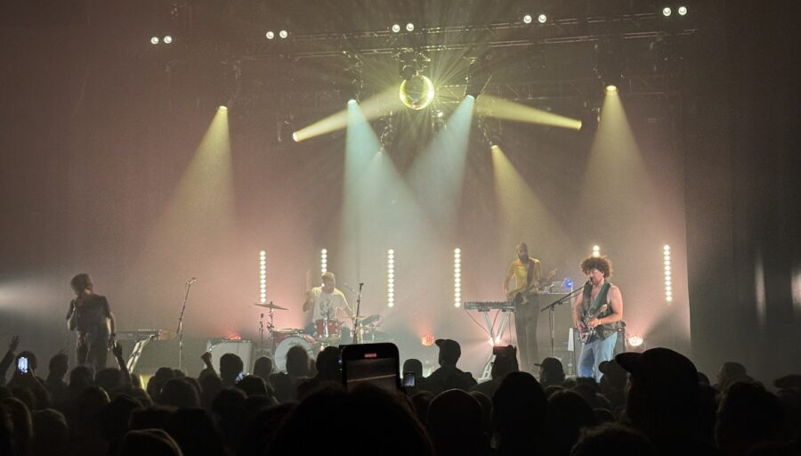 Pond Brings Funkified Psych-Rock Dance Party to Portland, OR (SHOW REVIEW)