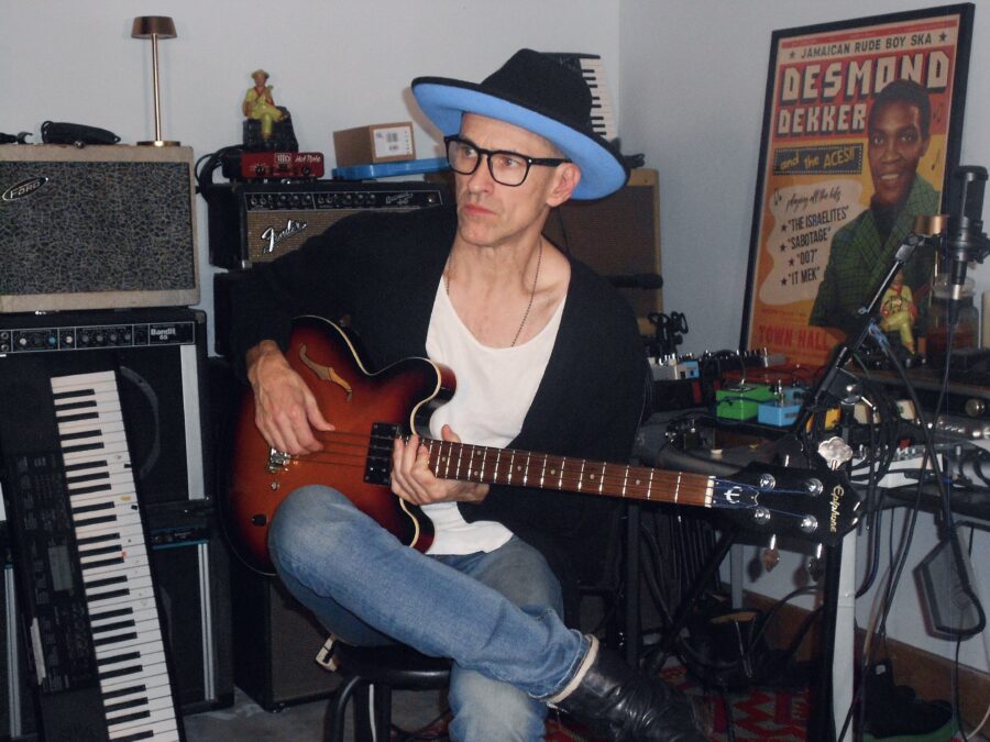 LISTEN: Notre Noise Brings High Art To Noise Punk On “Swordfish”