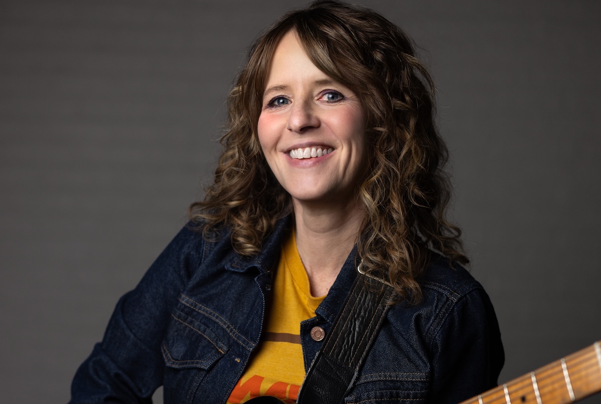 SONG PREMIERE: Nikki O’Neill Shares Soulful and Hopeful Rocker “Drive”