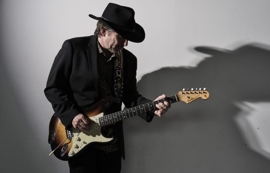 VIDEO PREMIERE: Roger Street Friedman Offers Catchy Folk-Rock Ode to the Human Condition with “Just How It Feels”