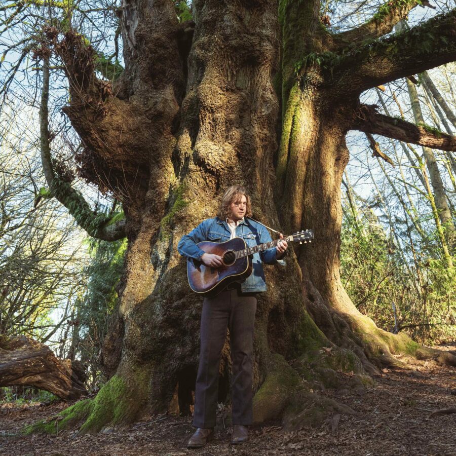 SONG PREMIERE: Mike Frazier Announces Seventh Album With The Soulfully Sentimental Title Track “April Days”