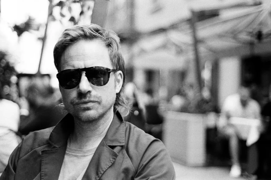 LISTEN: Are We Hunting Pairs Quaint Warmth With Dense Distortion On “Cover from the Thieves”