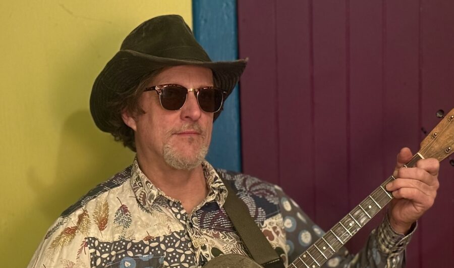 SONG PREMIERE: Captain’s Audio Project Dwells on That First Kiss with Dreamy and Twang-laden Folk Tune “Freak”