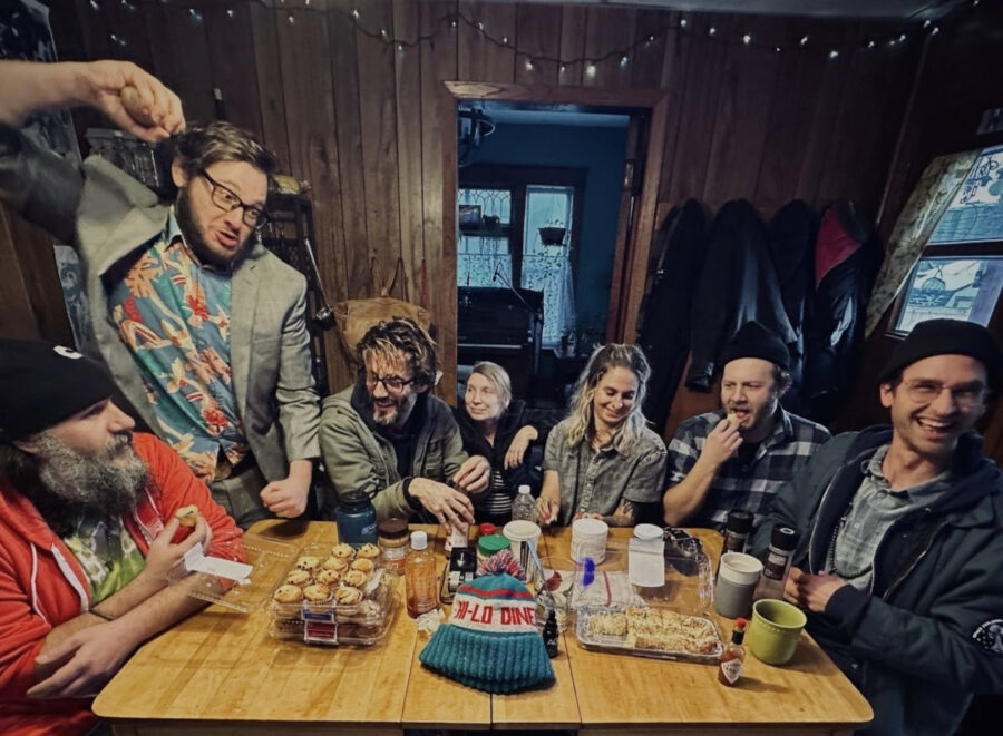 LISTEN: The Taxpayers Mark Their Triumphant Return With Psychedelic New Single “At War With The Dogcatchers”