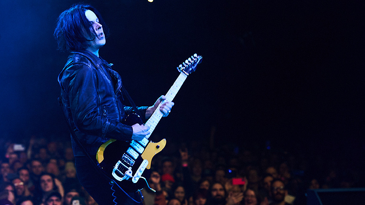 Jack White Rocks Boston’s Roadrunner Into Visceral Concert Experience (SHOW REVIEW)