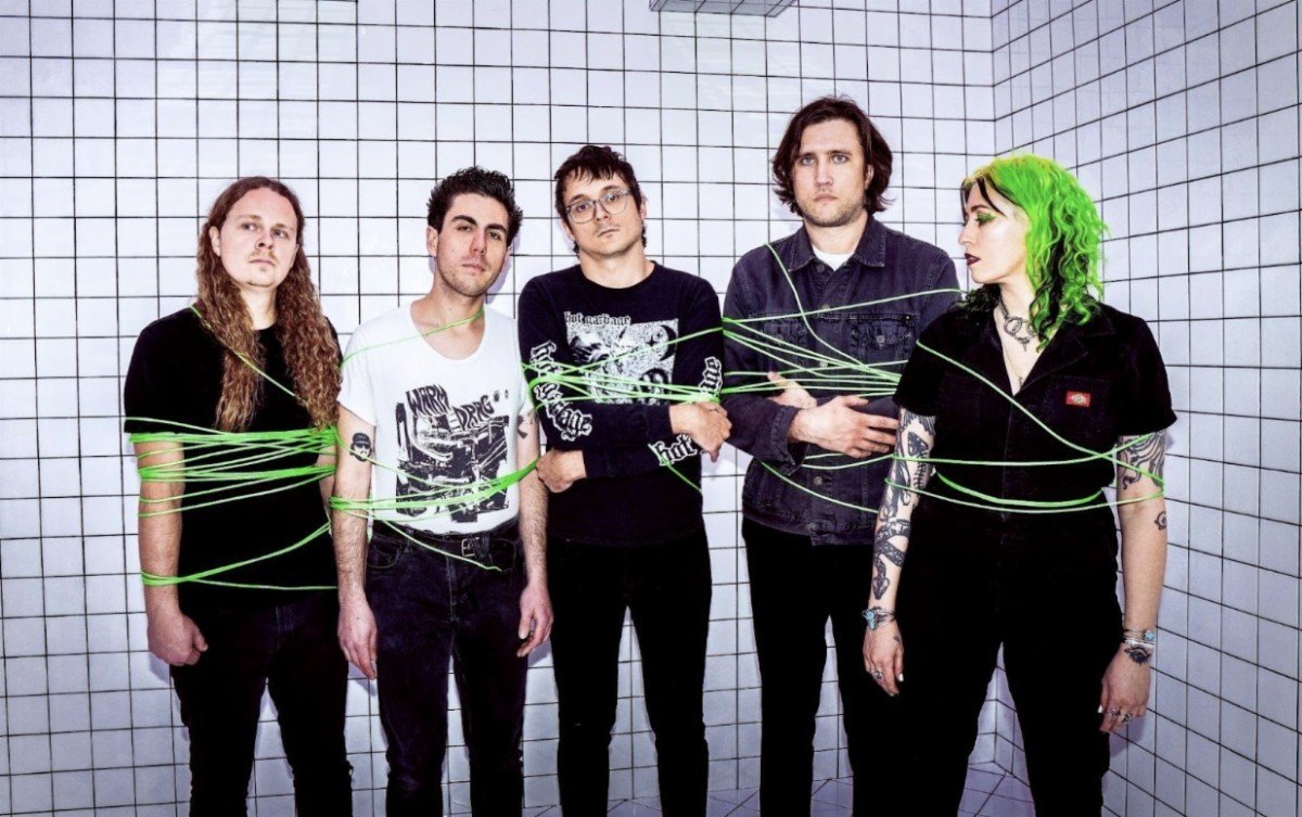 Frankie and the Witch Fingers Return With ‘Trash Classic’ Out June 6th – Share Electrifying New Single “Economy”