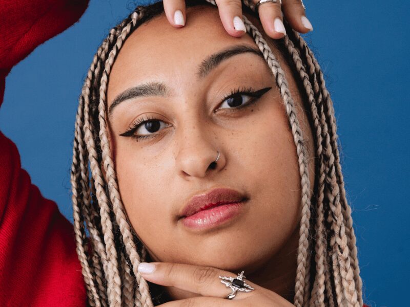 LISTEN: Toria Rainey’s “Glenn” Is A Refreshing Pop Ballad With Captivating Storytelling