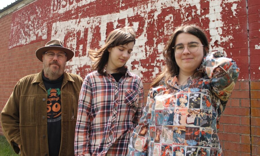 VIDEO PREMIERE: Secret Monkey Weekend Take Creative Approach to 60s Rock Sound on “So Much Joy”