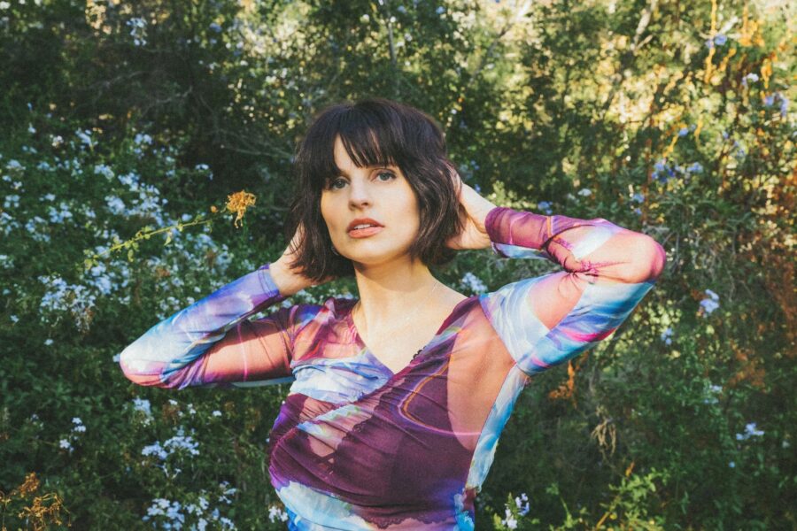 Imogen Clark Enlists All-star Players on Impressive Americana Collection ‘Choking On Fuel’ (ALBUM REVIEW)
