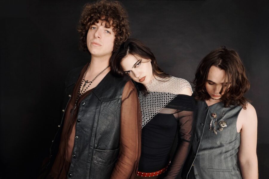 On ‘Mortal Timeline,’ Sunflower Bean Rebounds With Subdued Dream Pop  (ALBUM REVIEW)