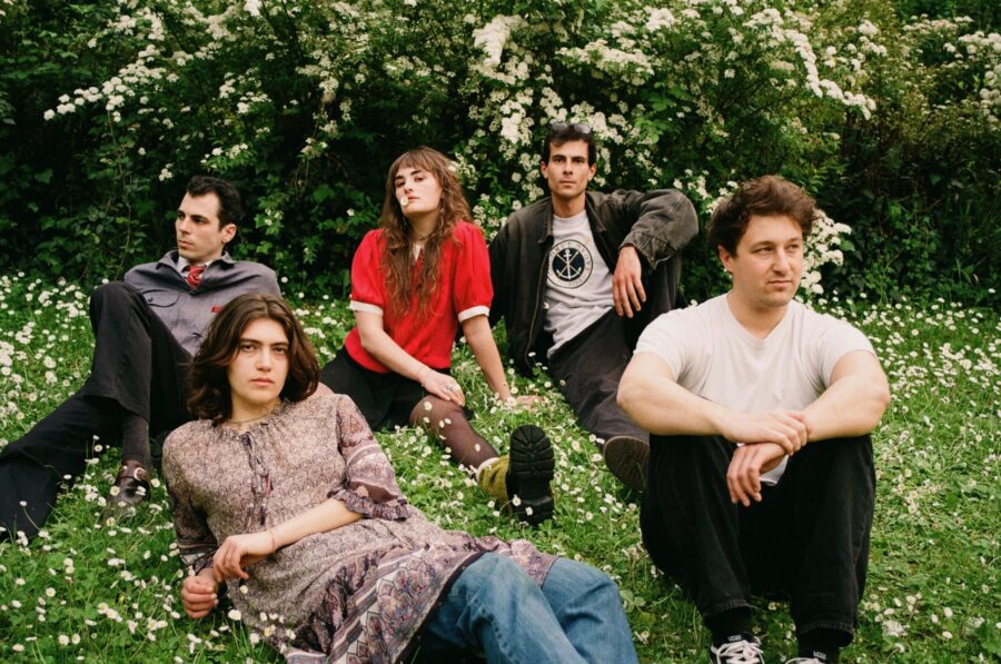 LISTEN: VOV VOV!’s “Dialogue Between Two Silly Thinkers” Is Abstract Indie Rock With Lo-fi Warmth