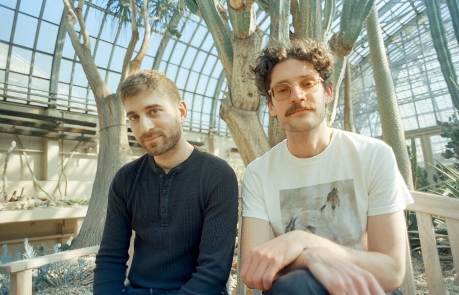 Resavoir and Matt Gold Nod to Love of Brazilian Music and Vintage Psych-pop on Quietly Confident ‘Horizon’ (ALBUM REVIEW)