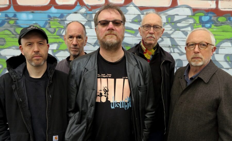 VIDEO PREMIERE: The Whimbrels Propel Into Space with Punky Art Rock Sounds on “Scream For Me”