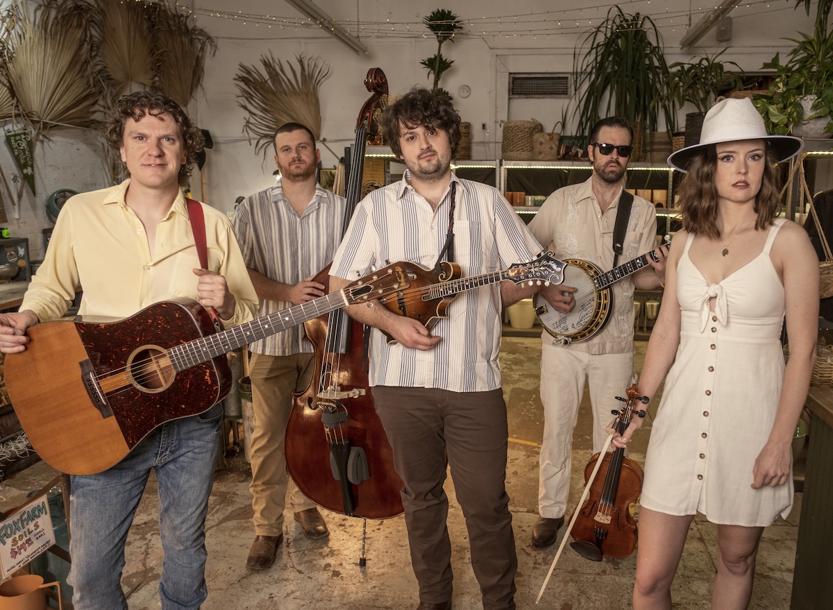 SONG PREMIERE: East Nash Grass Serve Up a Dirty Bluegrass Ditty with “Bend in the Road”