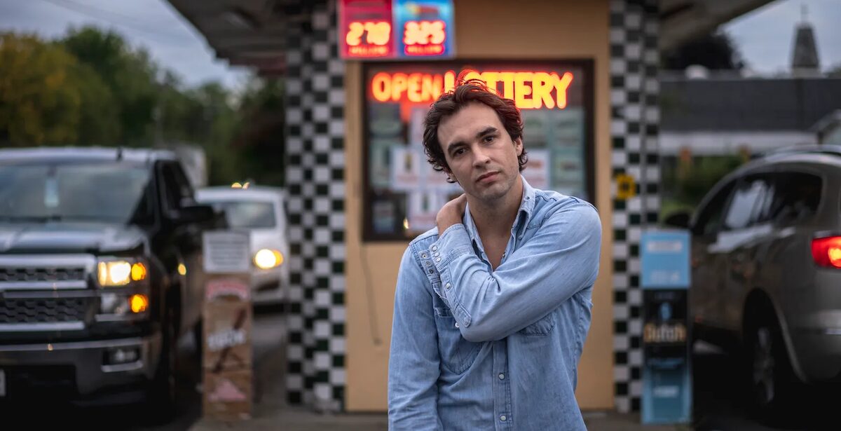ALBUM PREMIERE: Ben Stalets Offers Unvarnished Midwest Roots Rock on ‘Lucky Dog’