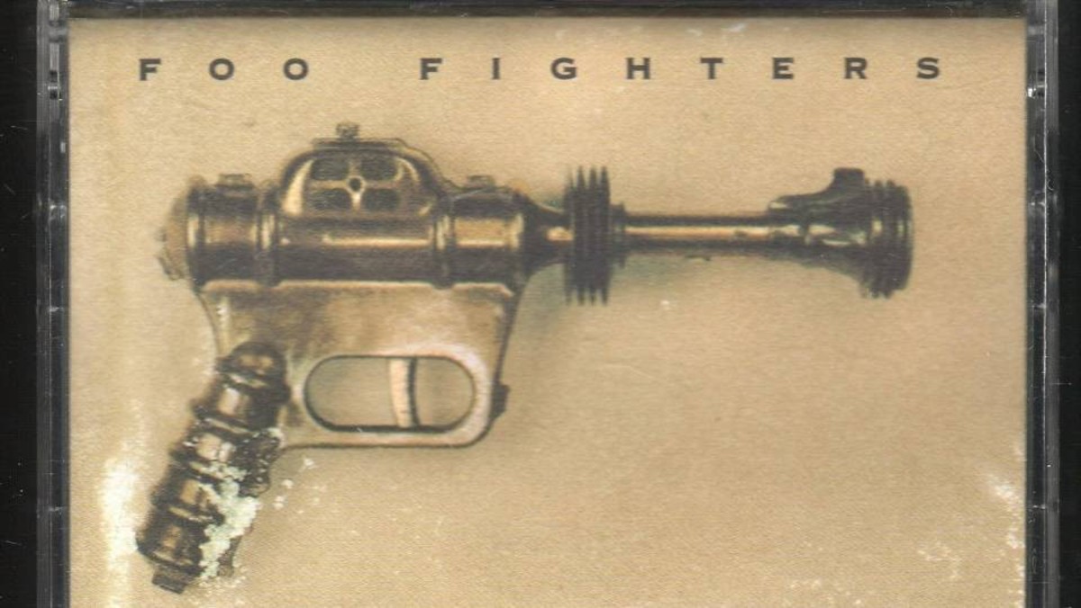 30 Years Later: Dave Grohl Sticks Around As Legit Frontman On Foo Fighters’ Eponymous Debut Album