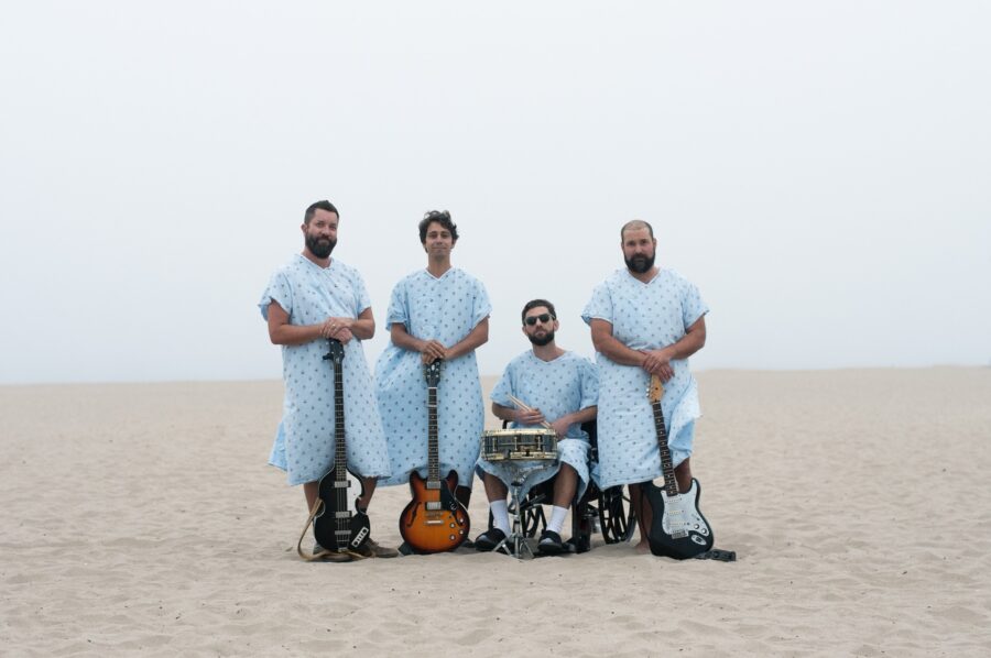 LISTEN: Hello Echo Return With Hypnotic Indie Rock And An Urgent Message On “Interwebs”