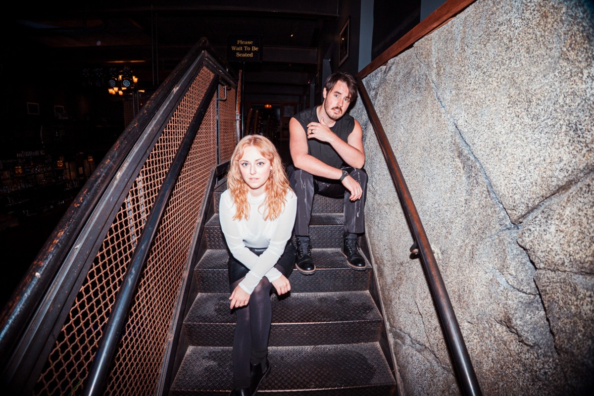 VIDEO PREMIERE: Babes In Canyon Bravely Bridges Dream Pop & Alt Folk On ‘Strange”