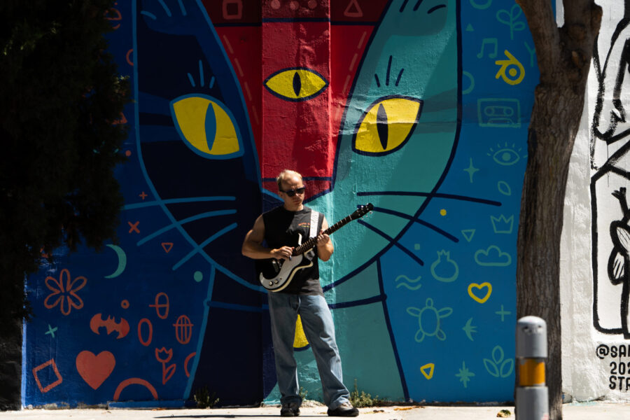 LISTEN: George Green Brings Raw Emotions To Jangly Indie Rock On “Everywhere I Go”