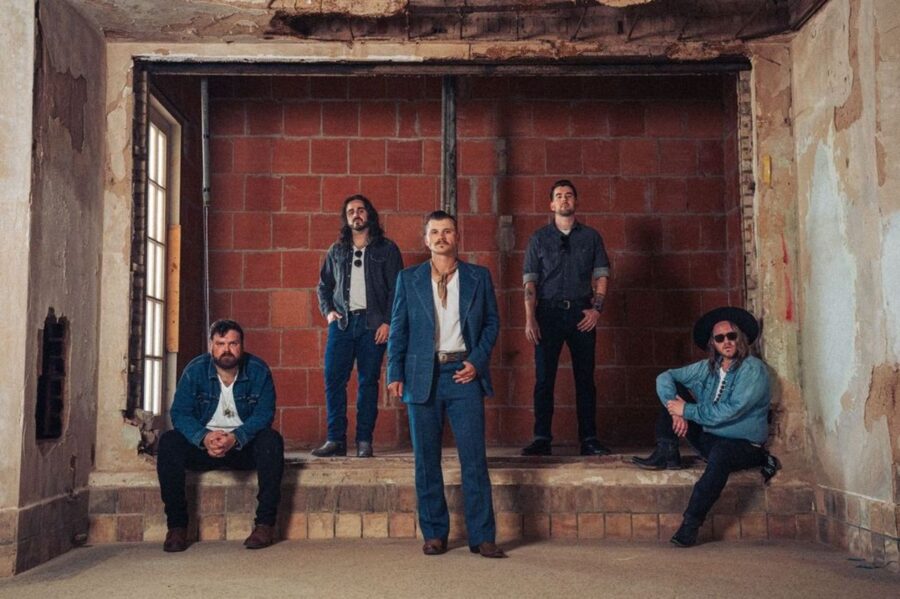 SONG/VIDEO PREMIERE: Kolton Moore & The Clever Few Bring Big-Hearted Twang & Songwriting Chops To “Strawberry Thief”