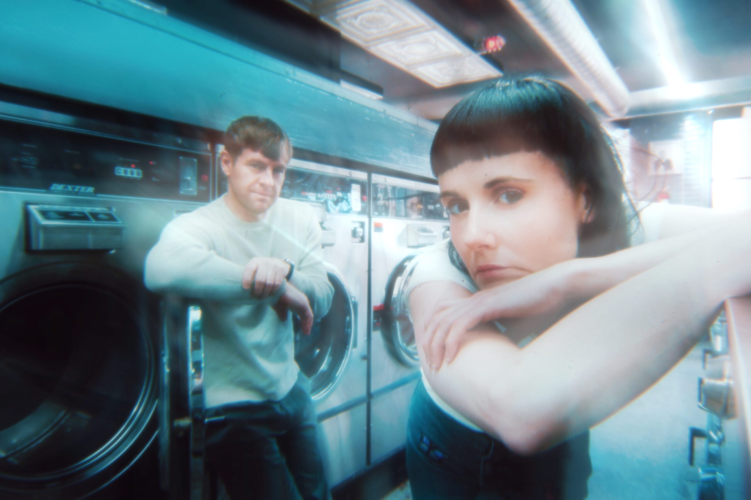 Jennica Best of Colatura Talks Breezy New EP ‘If I’m Being Honest’, ’90s Music Revival & Growing Up On The Beatles (INTERVIEW)